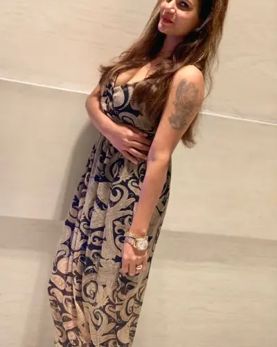 Gangdhar Escort